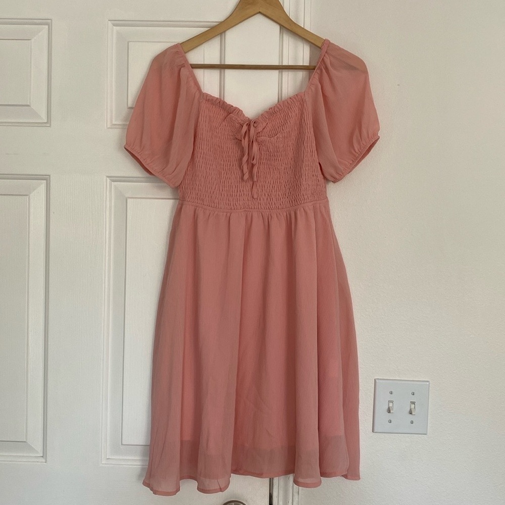 Byinns NWT sweetheart neckline smocked dress. - Picture 3 of 14